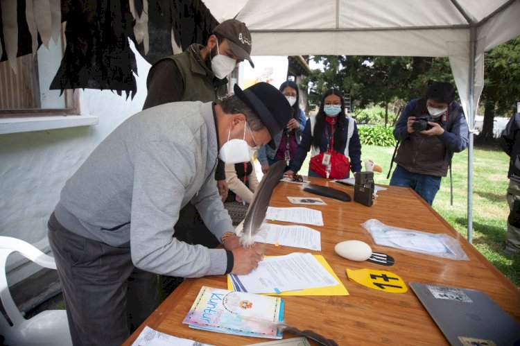 Prefectura y Fundación Cóndor Andino firman convenio para educación y capacitación ambiental  