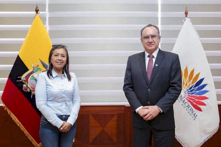 Presidenta de la Asamblea trabajará con Petroecuador en beneficio de las comunidades amazónicas 