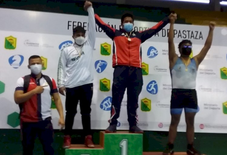 Cuatro medallas marcan el inicio de la temporada competitiva de la lucha en la provincia de Cotopaxi 