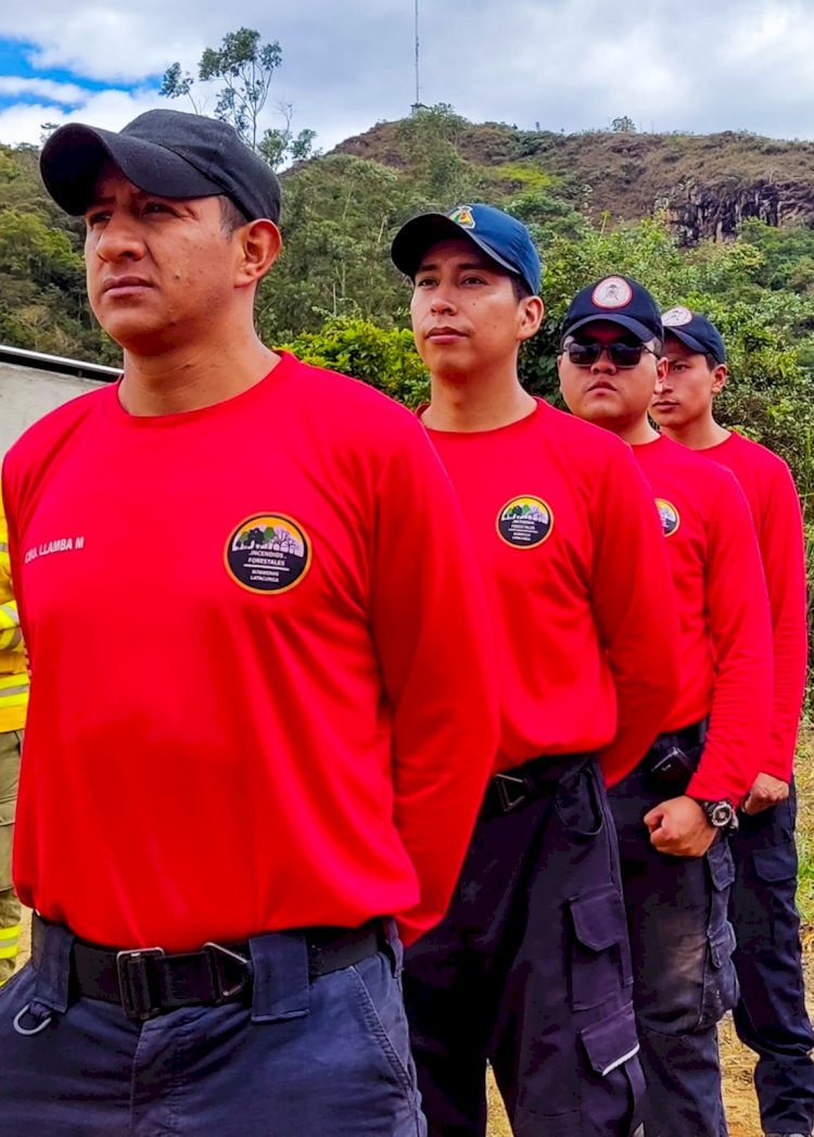  Bomberos de Latacunga recibieron la acreditacion BRIF, a nivel nacional 