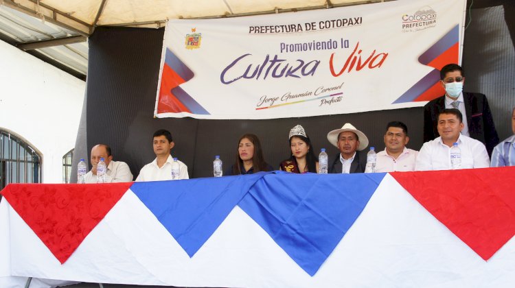  ¨Feria de Protección de Derechos y Emprendimientos de la Mujer Rural de Pinllopata 2022¨ 