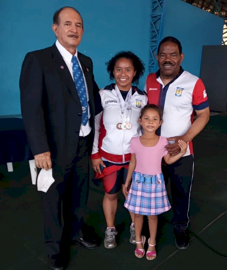 Pesistas juveniles de Cotopaxi se destacaron en el Campeonato Nacional 2022