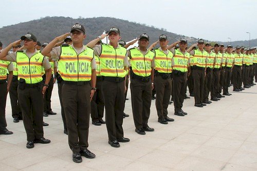 Ministro del Interior confirma nuevas exigencias para aspirantes a ser policías