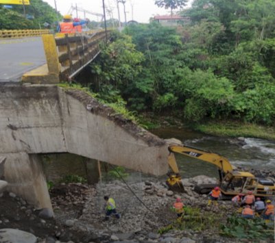 MTOP interviene en puente de la vía Puyo – Baños
