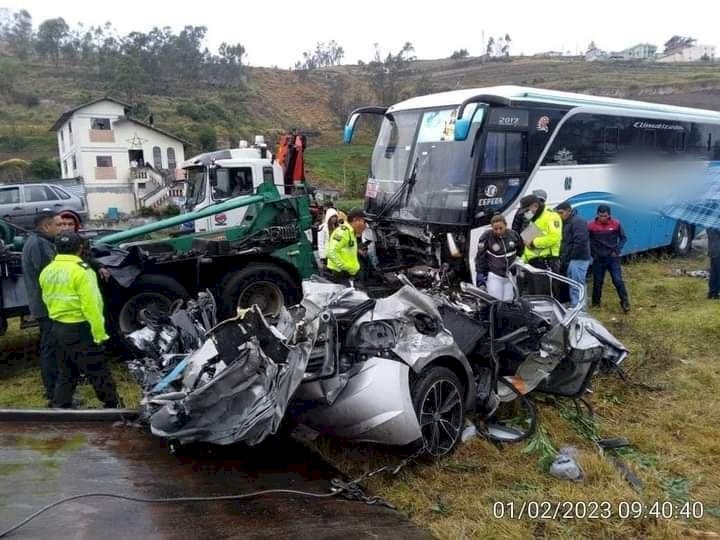 Un fallecido y cuatro heridos en Unamuncho por siniestro de tránsito