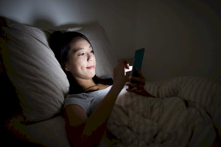 El ‘insomnio del celular’ afecta a más personas en el mundo