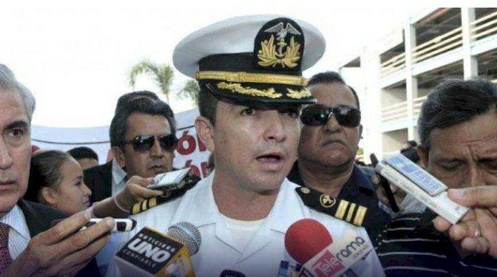 Edwin Ortega: La Armada dice que cumplirá con la ley, pero recuerda que el capitán retirado pidió voluntariamente la baja