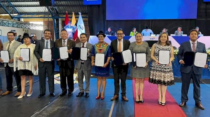 Autoridades electas recibieron sus credenciales oficialmente por parte del CNE de Cotopaxi 