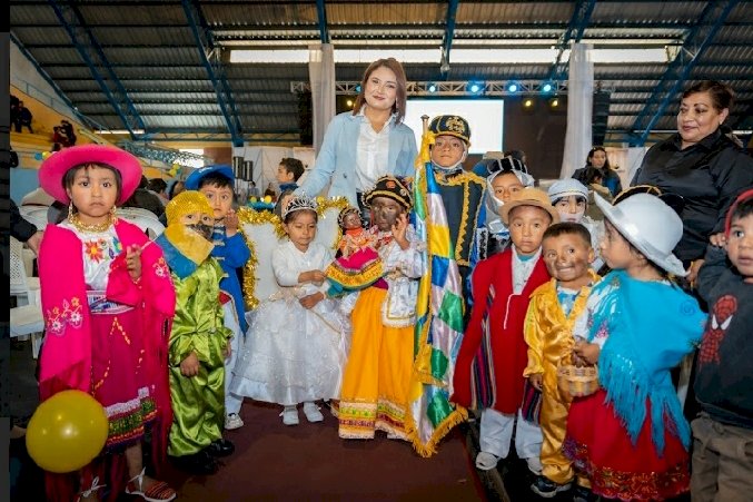 Patronato Municipal de Latacunga agasajó a 3000 niños del cantón por el día del niño 
