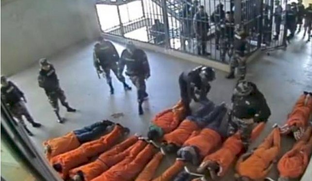 Los procesados fueron acusados de violación a los derechos humanos por tortura a internos de la cárcel del Turi.