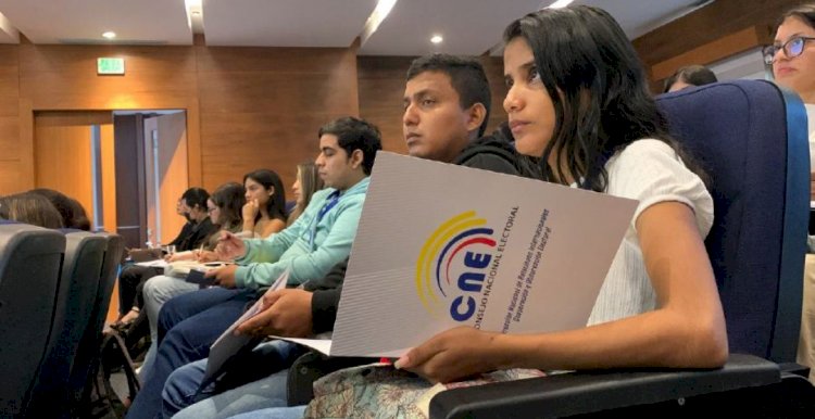CNE acredita a 242 observadores nacionales para las Elecciones Anticipadas 2023