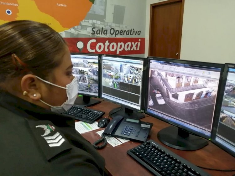 Cinco heridos en siniestro vial en Latacunga fueron atendidos por las instituciones articuladas al ECU 911