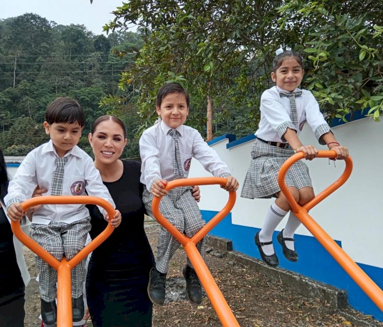 Más de 300 mil dólares son invertidos en infraestructura educativa de Chimborazo 