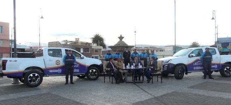 Alcalde Fabricio  Tinajero realizó la entrega de nuevos vehículos para patrullajes en el cantón