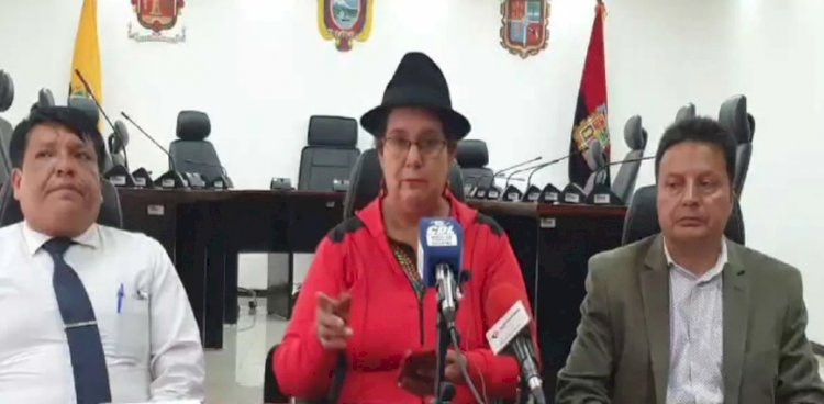 “Establecen 10 puntos para combatir con el robo de combustible: junto al Municipio de Latacunga en sus nuevos operativos”