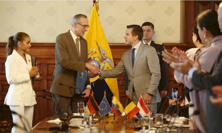 Ecuador firma memorando de entendimiento con Bélgica para seguridad portuaria.