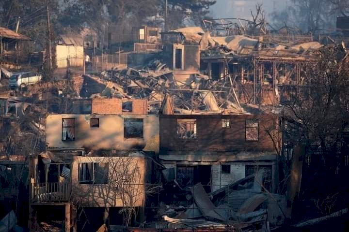 Ecuador expresa su solidaridad y apoyo a Chile por incendios que dejan más de 100 fallecidos