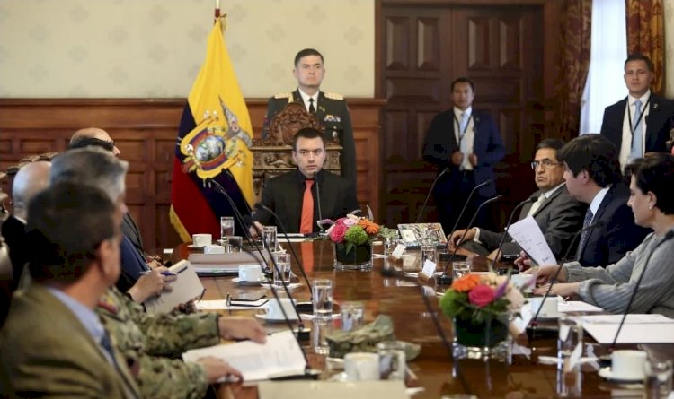 Presidente Noboa posesiona a José Suing como representante de la Corte Nacional en el Cosepe.