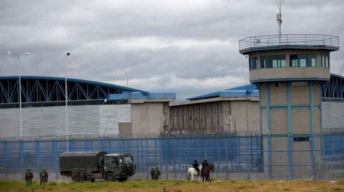 Empresa latacungueña cobraba 560 dólares para el servicio de internet en la cárcel de Cotopaxi 