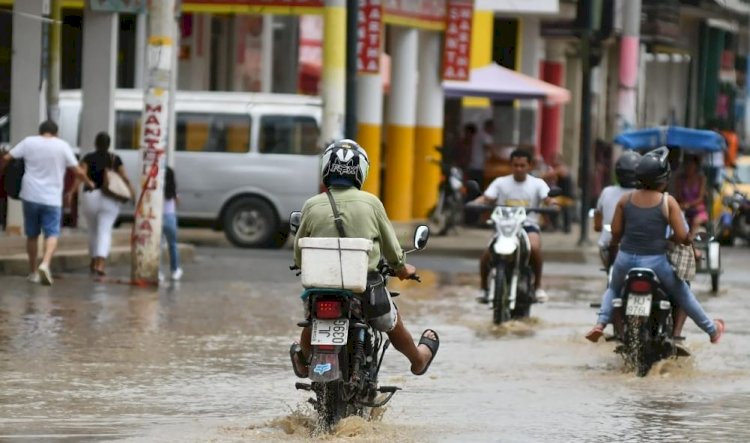 Ascienden a más de 116.000 los afectados por lluvias e inundaciones en Ecuador.