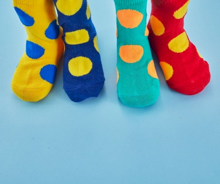 Por qué ponerse calcetines de colores el 21 de marzo