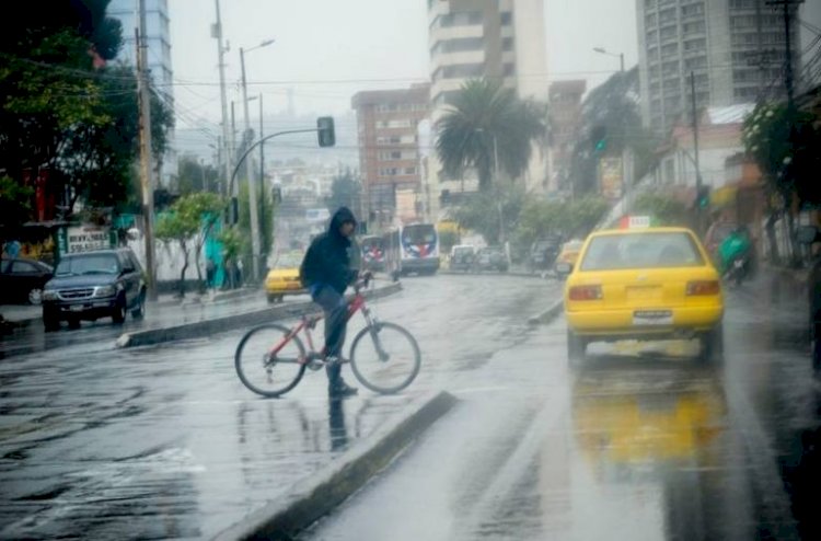 Fenómeno de El Niño se debilita en Ecuador; lluvias y calor extremos aún se mantienen