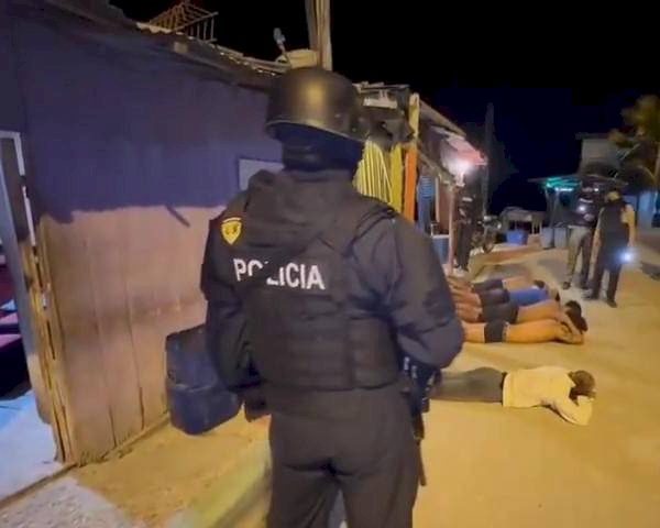Policía Nacional ejecuta operativos contra la extorsión en cinco provincias